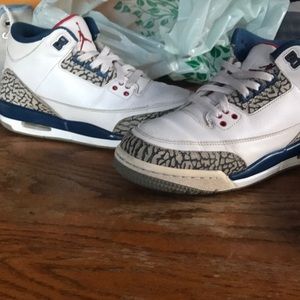 Jordan 3 true blue